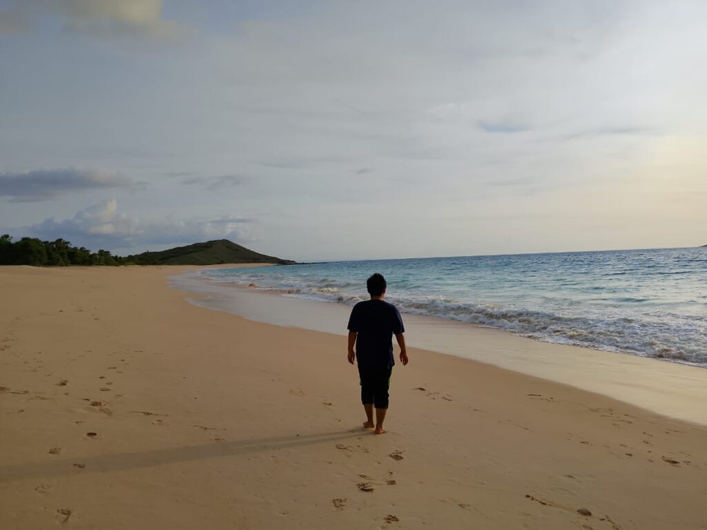 Aku dan Pantai Liman Nusa Tenggara Timur