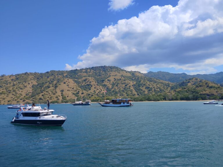 Tugas Kedua Di Laut Labuan Bajo