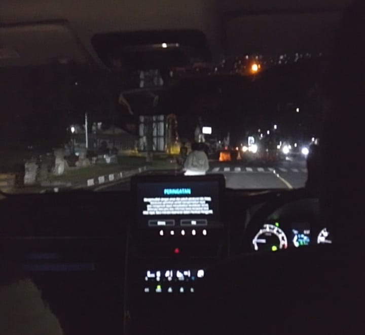 Suasana Malam Di Kota Maumere