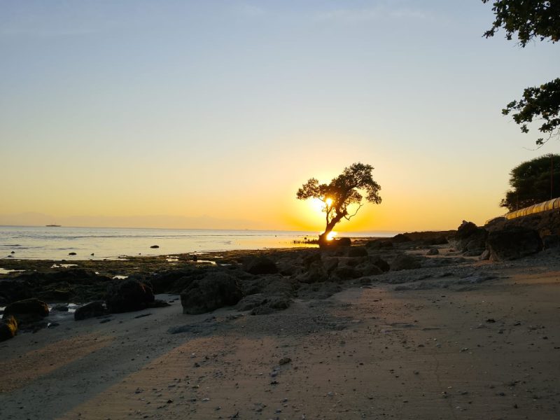 Sunrise Pantai Paradiso